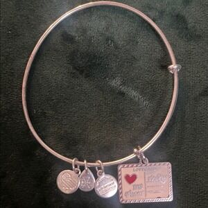 Disney Mickey Minnie Lovecard Charm Bangle Bracelet Silver Tone‎ 2017